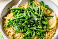 Creamy Orzo with Asparagus and Peas Recipe
