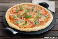 4 Pizza Stones Worth Buying in 2024