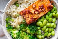 Crispy Pan-Seared Tofu Bowls with Ginger-Sesame Sauce