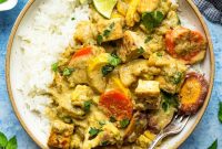 Creamy Thai Green Curry with Tofu and Vegetables