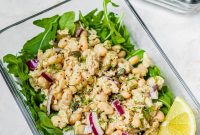 Mediterranean Tuna and White Bean Salad Recipe