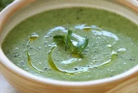 Velvety Cauliflower and Watercress Soup Recipe