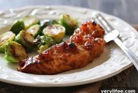 Broiled Wild Salmon with Cherry-Apple Chutney Recipe