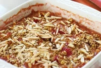 Strawberry Rhubarb Baked Oatmeal Recipe