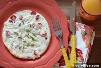 Caprese Egg White Omelet with Tomato and Mozzarella