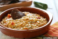 Creamy Low-Calorie Queso Dip Recipe