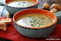 Homemade Creamy Mushroom Soup Recipe