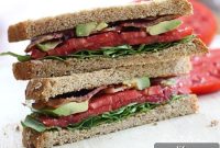 Avocado BLT Sandwich: Crispy Bacon, Tomato and Greens