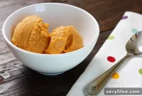 Homemade Pumpkin Ice Cream Recipe