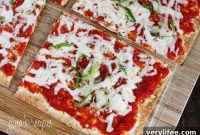 Lavash Flatbread Pizzas: Quick Homemade Pizza Ideas