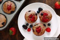 Whole Wheat Mixed Berry Muffins Recipe