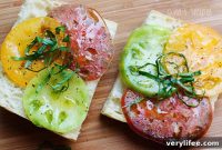 Heirloom Tomato Sandwich Recipe with Basil and Mayo