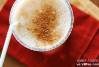 Pumpkin Oatmeal Smoothie Recipe for Fall Breakfast
