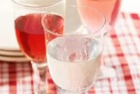 How to Make a Wine Spritzer: Recipe and Tips