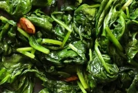 Sauteed Baby Spinach with Garlic and Olive Oil Recipe