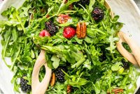 Mixed Berry and Pecan Salad Recipe