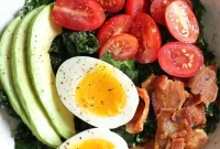Breakfast BLT Salad Recipe: Bacon, Tomato and Lettuce
