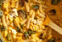 Creamy Pumpkin Mac and Cheese with Roasted Vegetables