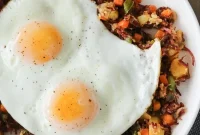 Crispy Skillet Corned Beef Hash Recipe with Potatoes