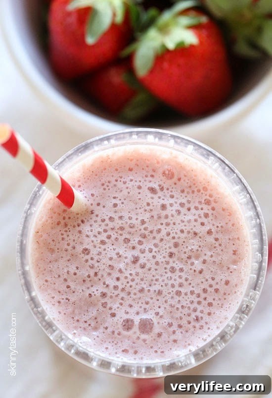 Roasted Strawberry Cottage Cheese Smoothie