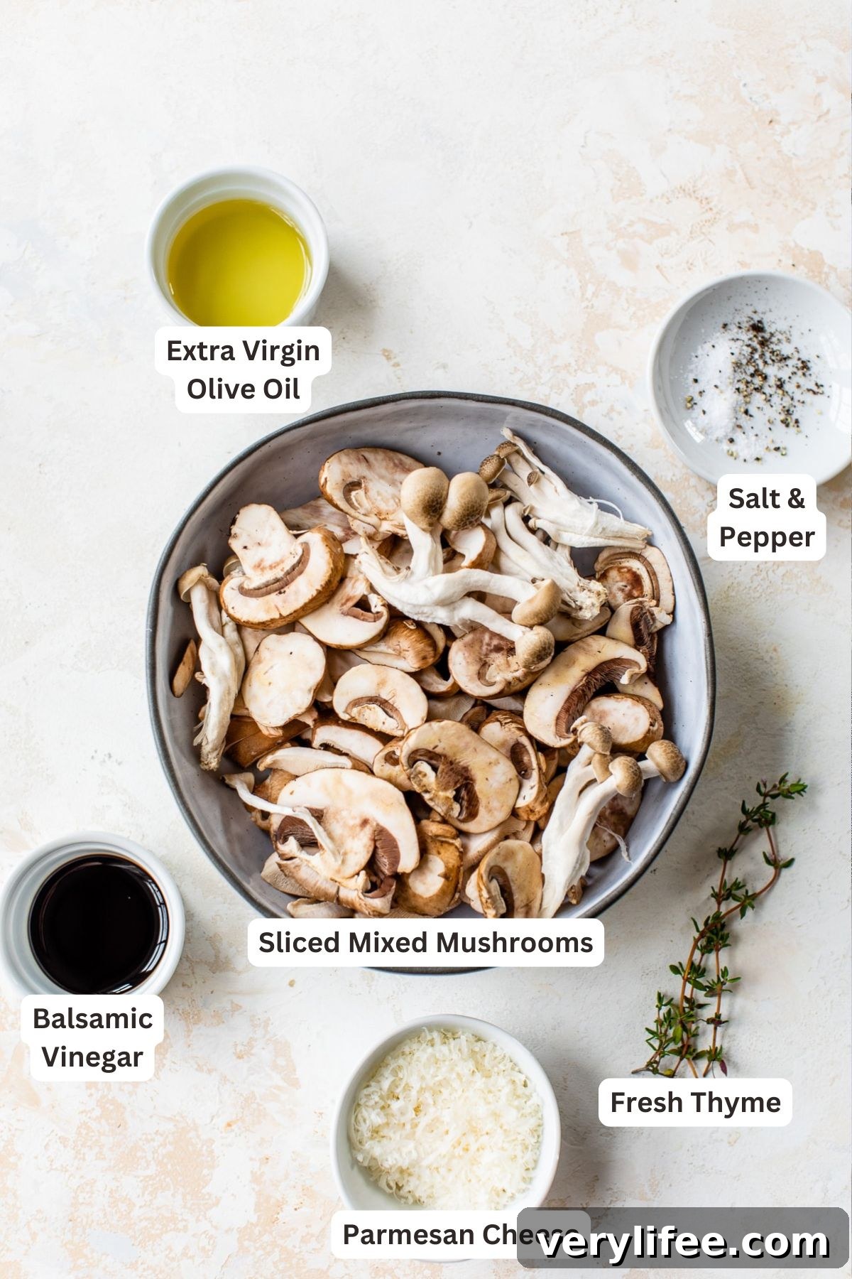 Garlic Parmesan Roasted Mushrooms 4 Ingredients for Roasted Mushrooms with Parmesan.