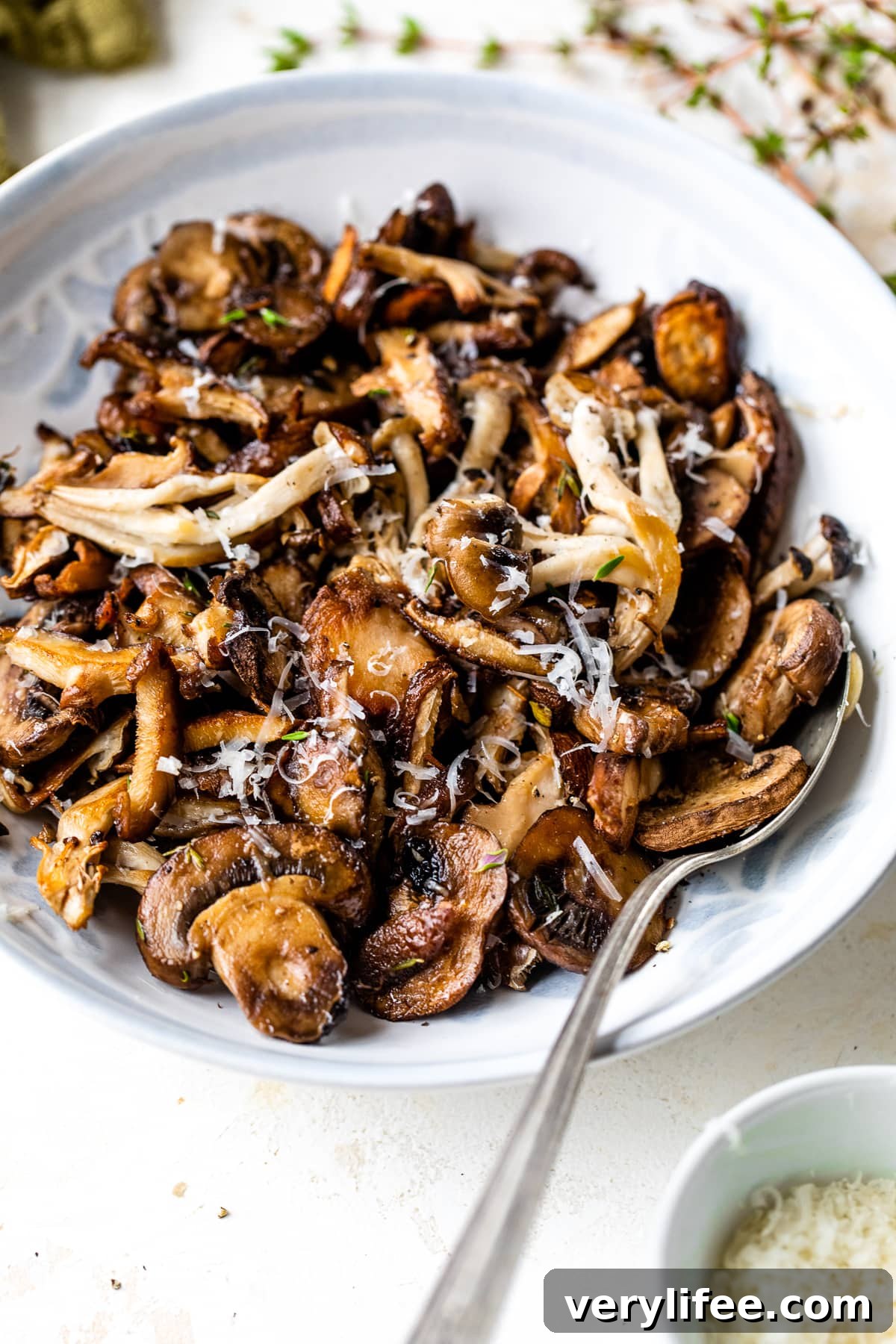 Garlic Parmesan Roasted Mushrooms 5 Roasted Mushrooms with Parmesan and Balsamic