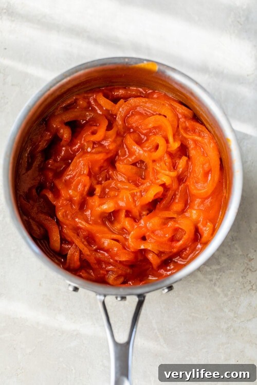 pot of hot dog onions