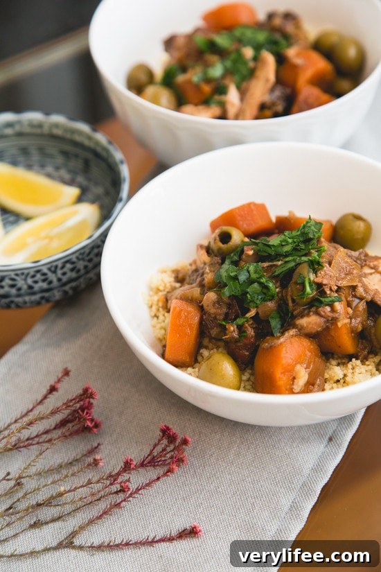23 Crock Pot Chicken Recipes for Quick Weeknight Dinners 8 Chicken, prunes, olives, carrots, onions, garlic and ginger are slow-cooked with Moroccan spices to create a flavorful and fragrant dish that you’ll want to make again and again. Serve it over whole-wheat couscous (or cauliflower rice for a low-carb option) with lemon wedges, fresh cilantro, or some chopped pistachios or almonds for a complete meal.