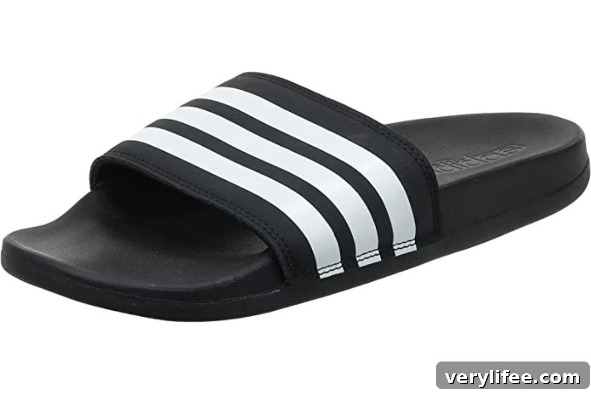 Adidas Adilette comfort slides