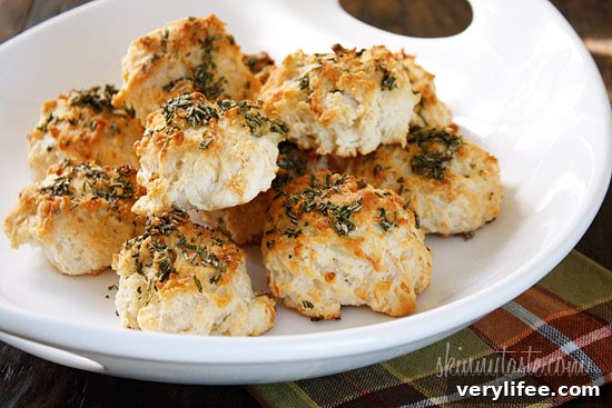 Rosemary Garlic Parmesan Biscuits