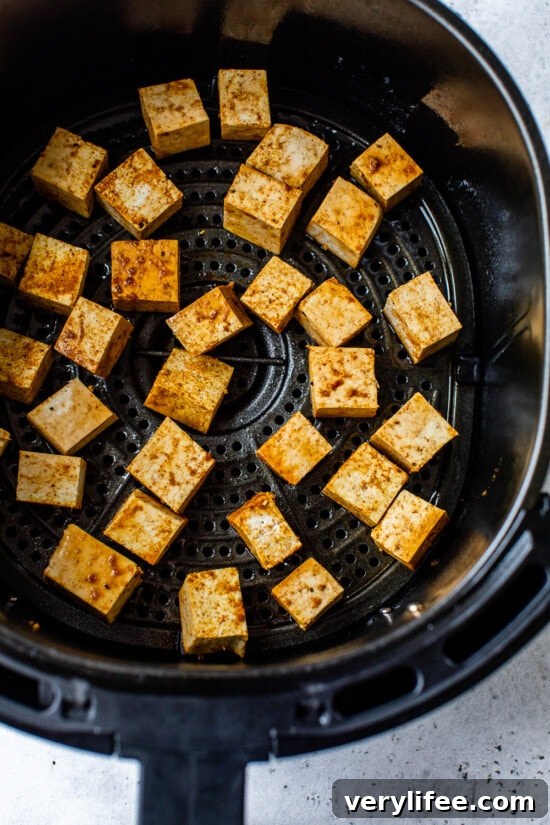 Crispy Air Fryer Peanut Curry Tofu with Ginger Cauliflower Rice 6 Air Fryer Peanut Curry Tofu