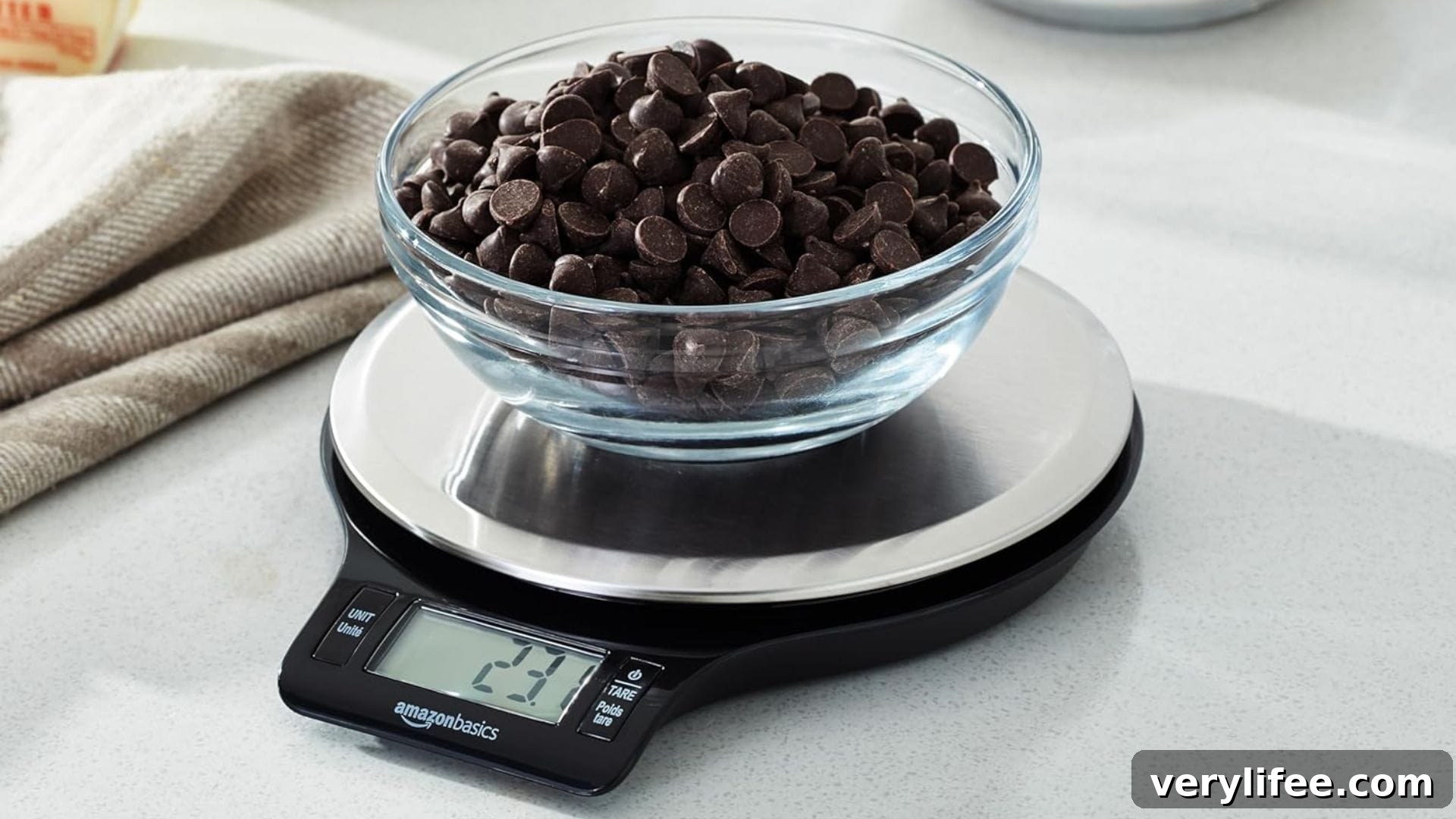 The Best Food Scales: Amazon Basics 