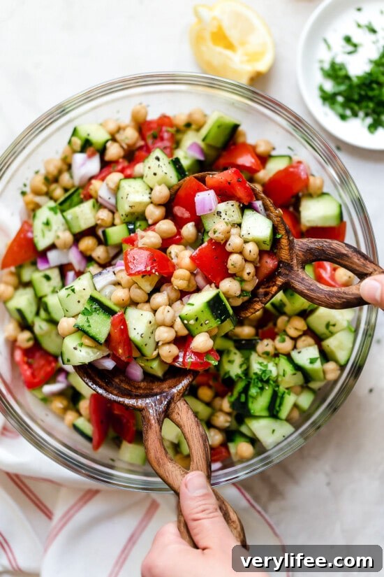Chickpea Salad with Tomatoes and Cucumbers