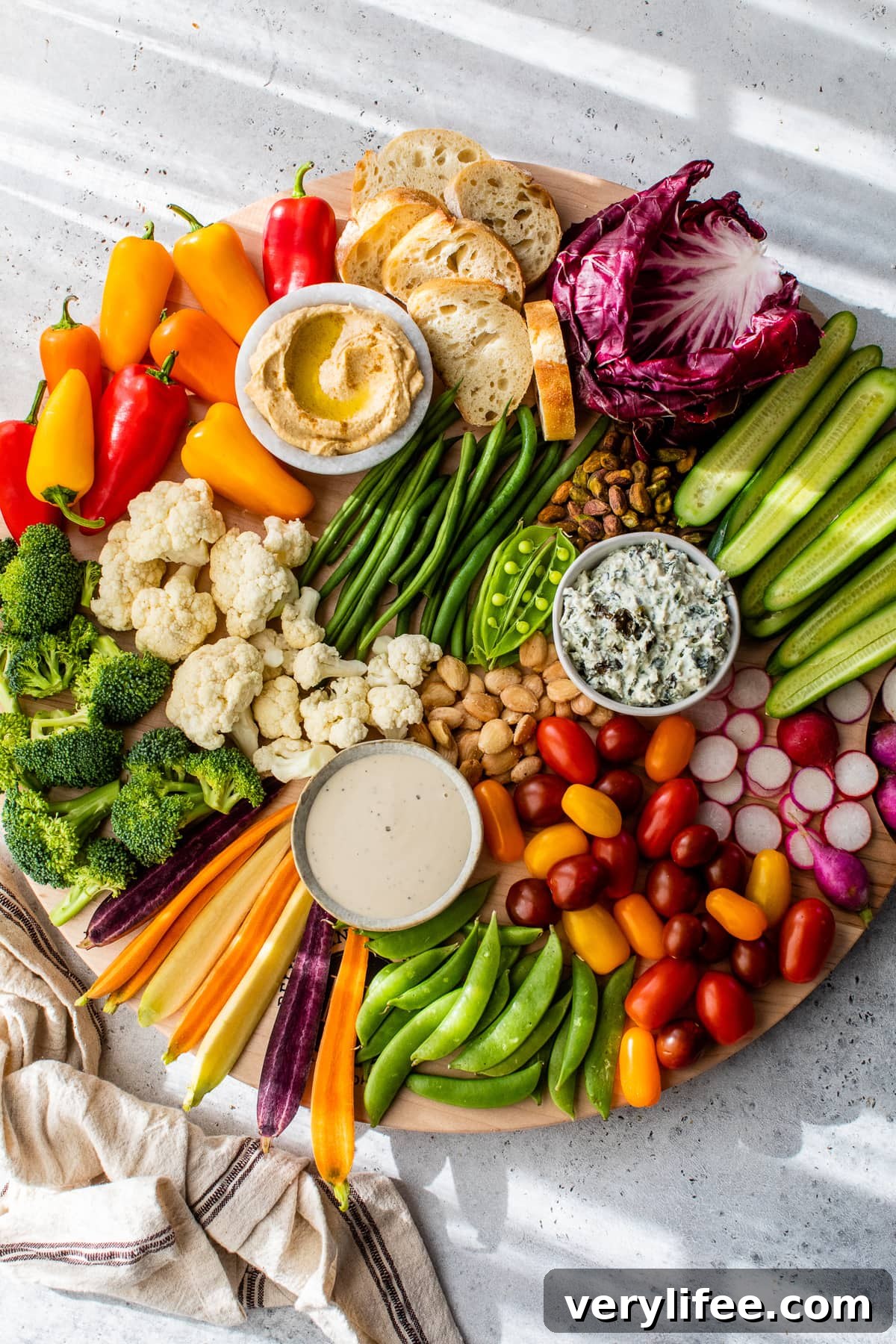 Top 6 Veggie Trays for 2024: Party-Ready Vegetable Platters 2 Vegetable Charcuterie Board