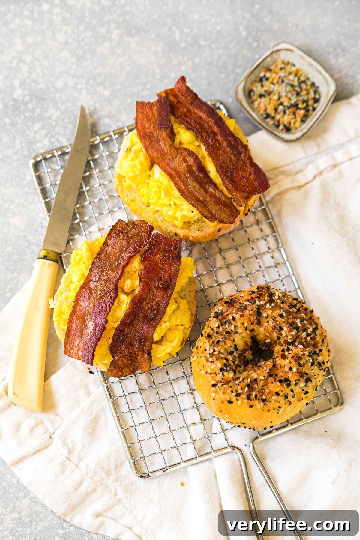 Egg Bagels with eggs and bacon