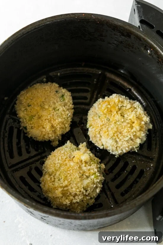 Crispy Fish Cakes Recipe with Lemon-Dill Sauce 7 Air Fryer Fish Patties