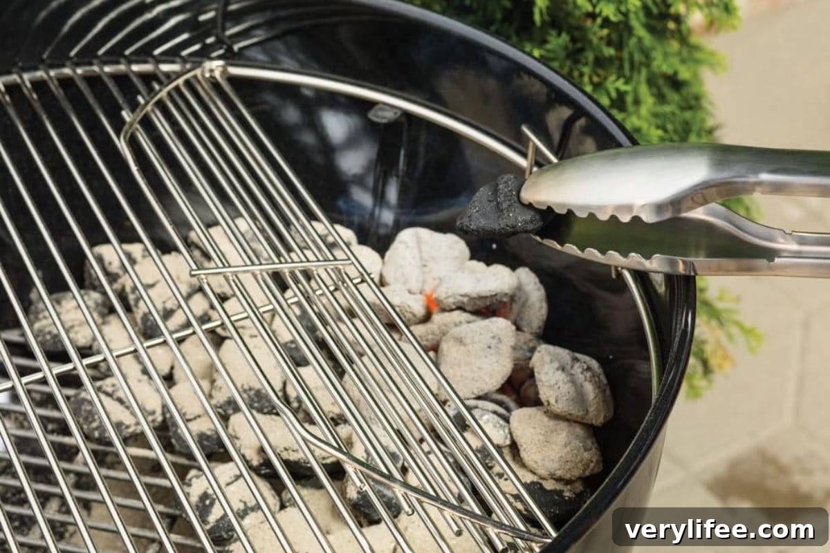 Top 4 Charcoal Grills for Summer Barbecues 4 Best charcoal grills: Weber Original