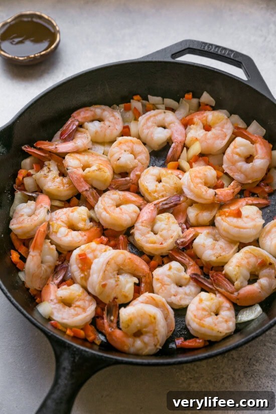 Arroz con Camarones: Shrimp and Rice Recipe 8 Shrimp in skillet