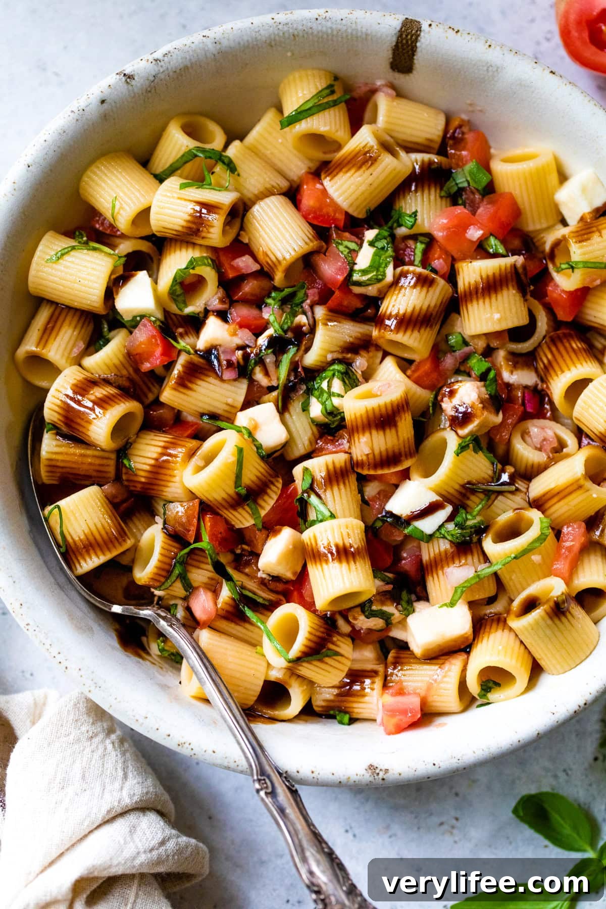 Bruschetta Pasta Salad with Tomato, Basil and Mozzarella 10 Bruschetta Pasta Salad