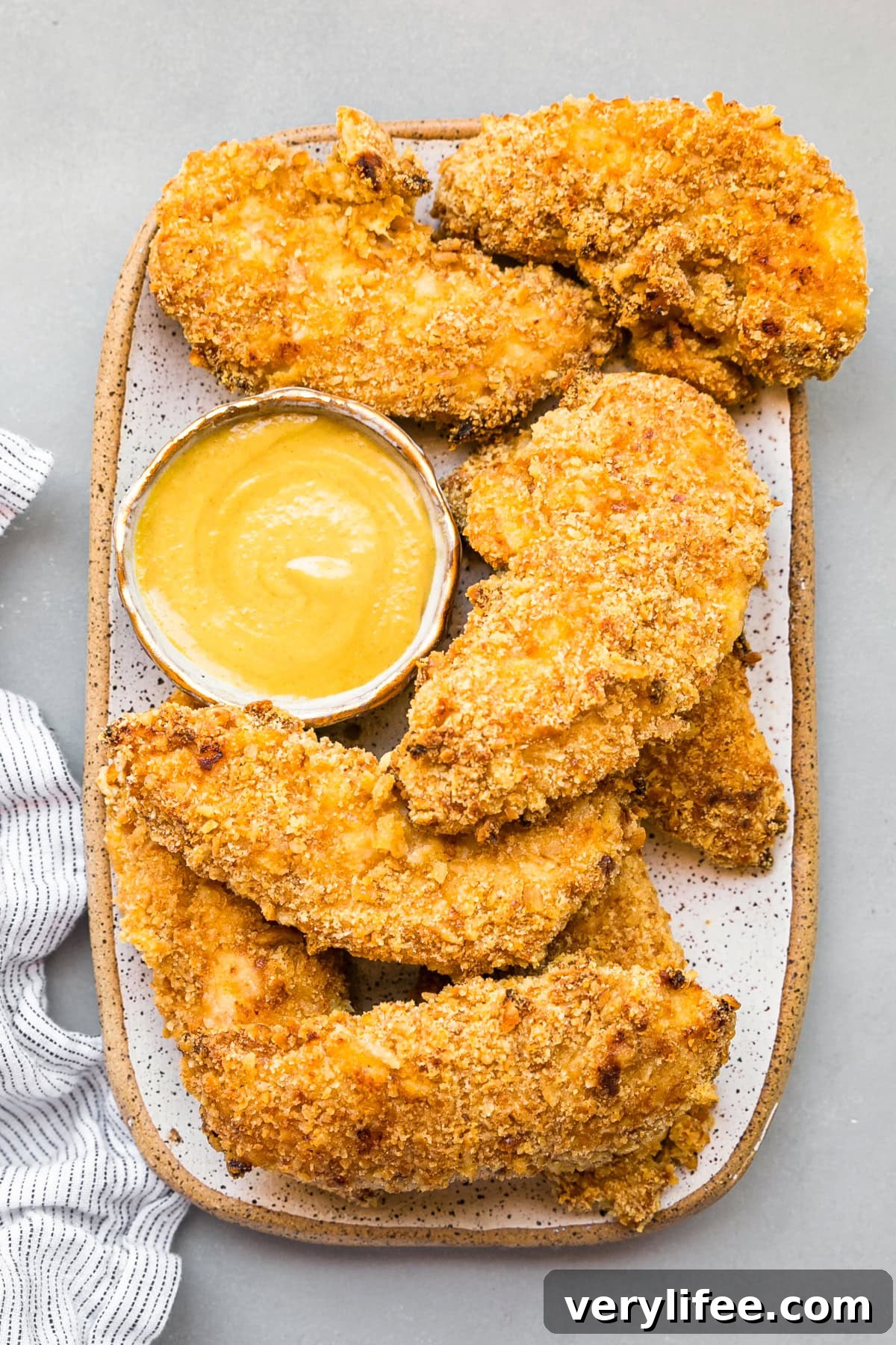 Crispy Pretzel Crusted Chicken Tenders Recipe 11 Pretzel Crusted Chicken Tenders with Honey Mustard