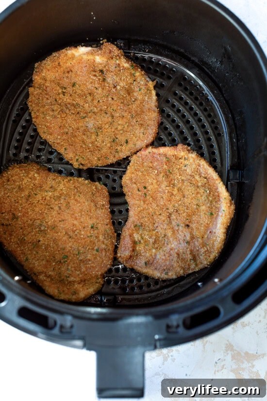 Crispy Pork Milanese with Kale and Apple Salad 8 Air fryer with pork milanese