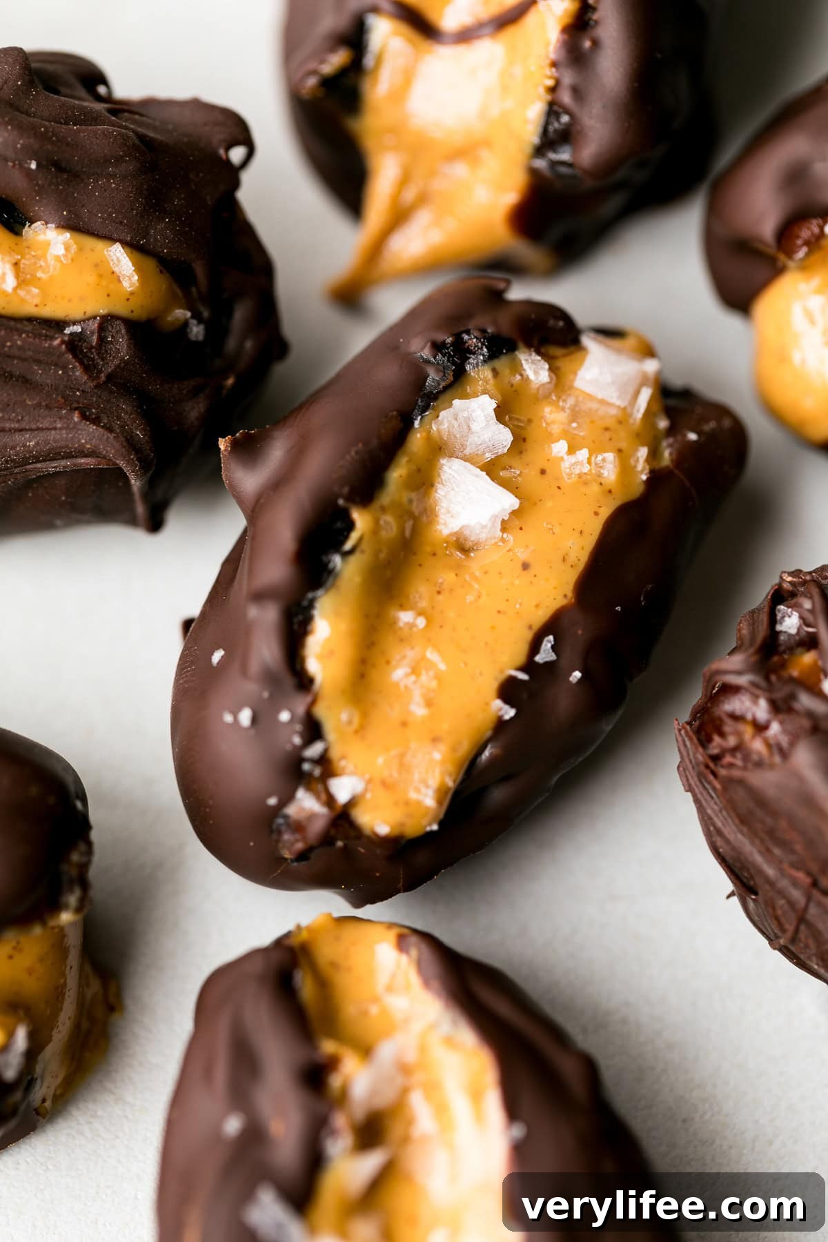 dates with peanut butter and chocolate