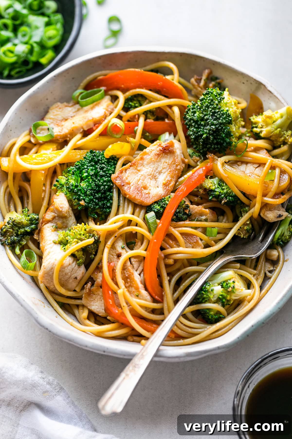 Chicken Lo Mein