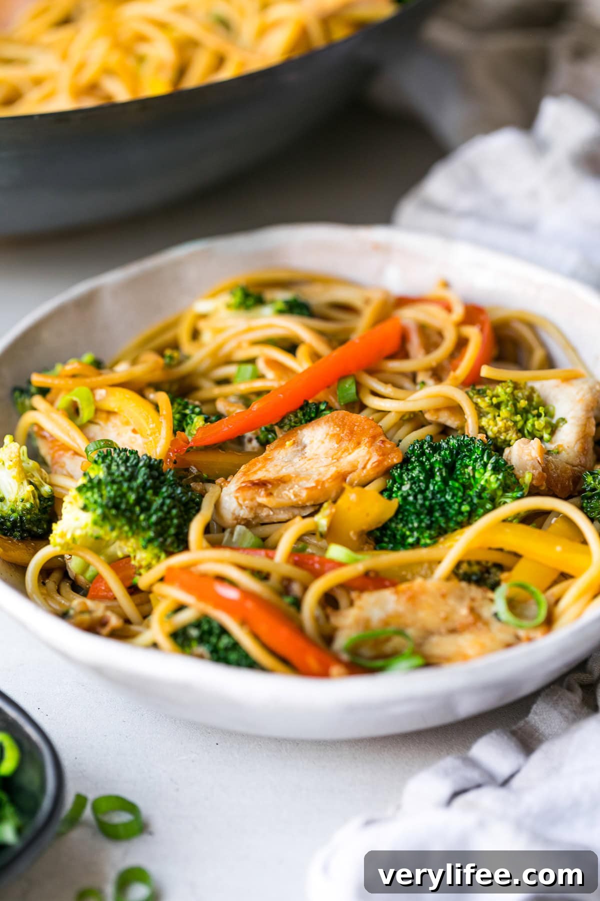 Chicken Lo Mein