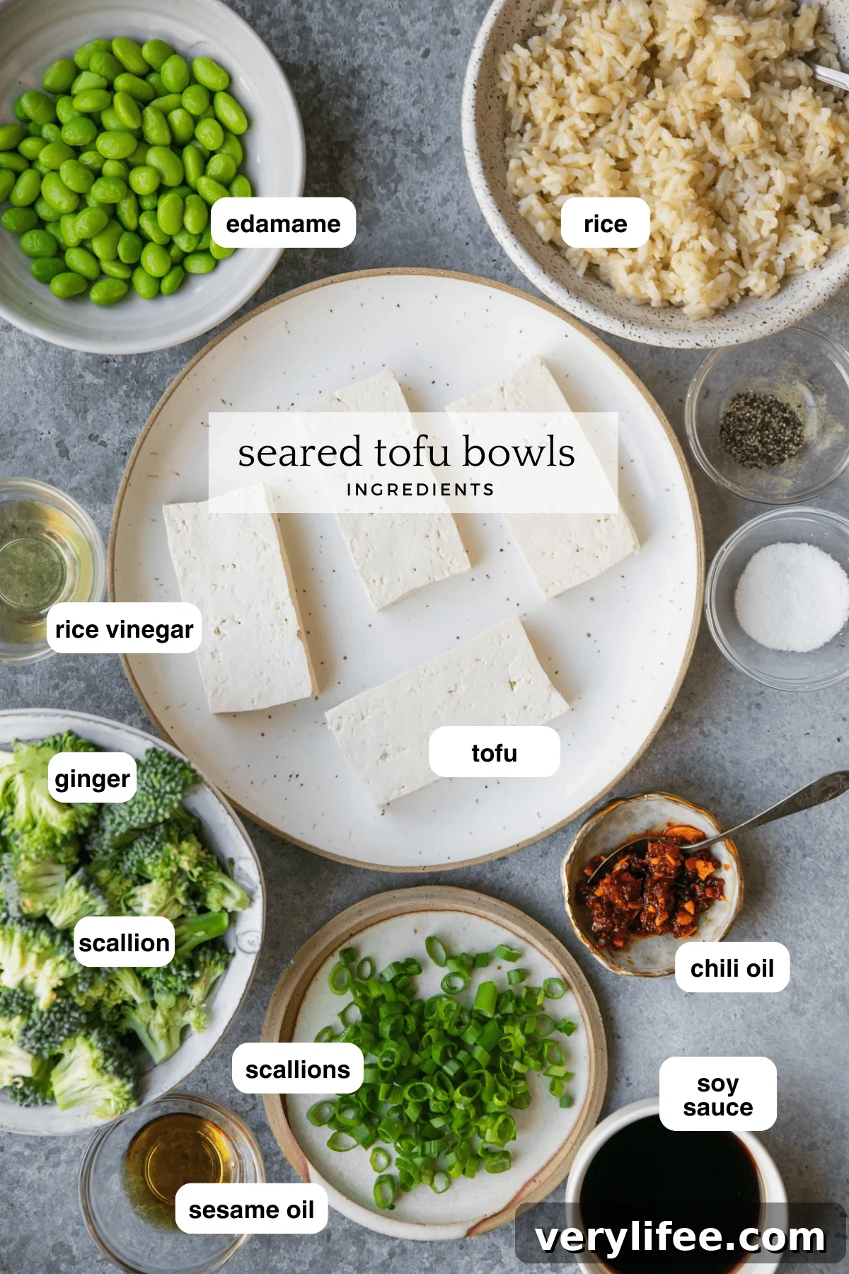Crispy Pan-Seared Tofu Bowls with Ginger-Sesame Sauce 5 tofu ingredients