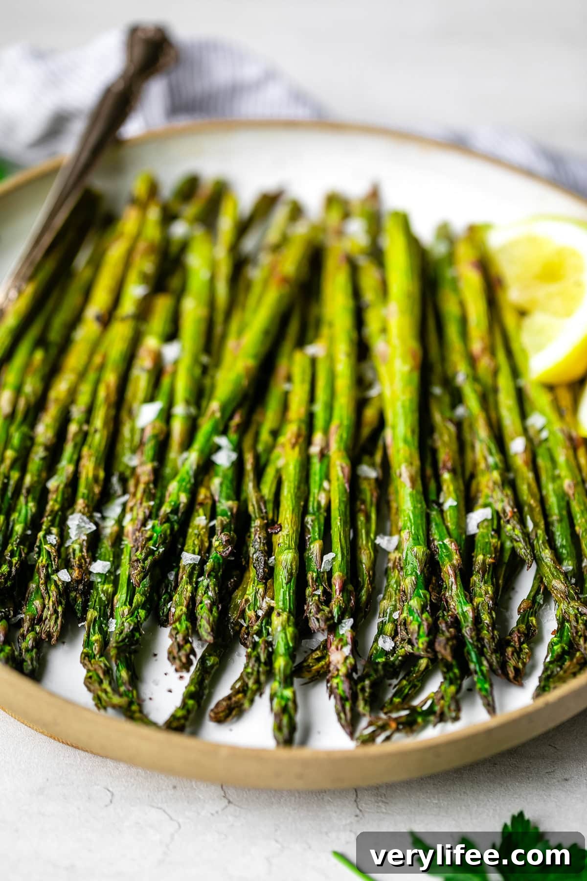 Crispy Air Fryer Asparagus with Lemon and Parmesan 10 Asparagus