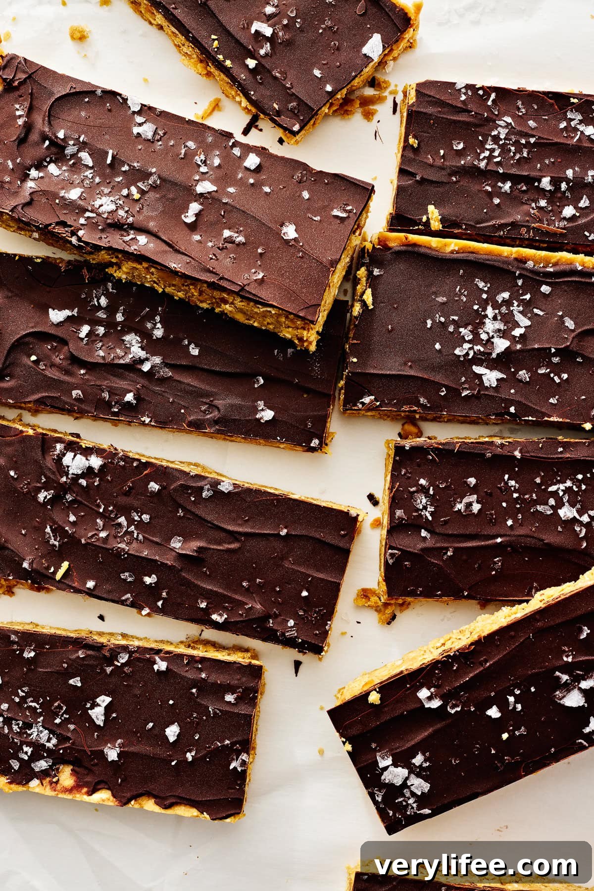 Skinnytaste High-Protein Cookbook: Exclusive Cover Reveal 5 Peanut Butter Chocolate Protein Bars