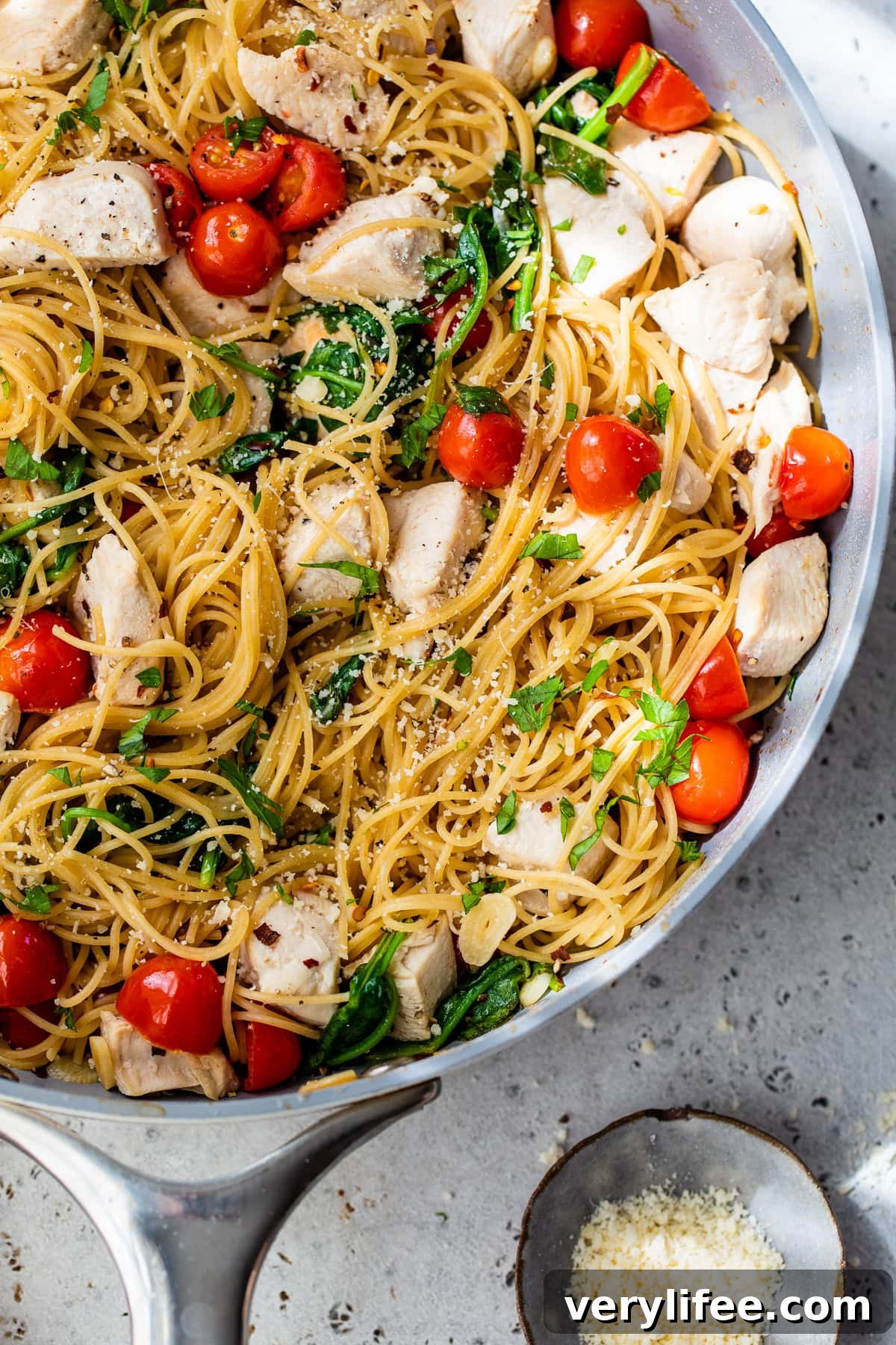 Garlic Butter Chicken Scampi with Lemon and Parsley 8 Chicken Scampi