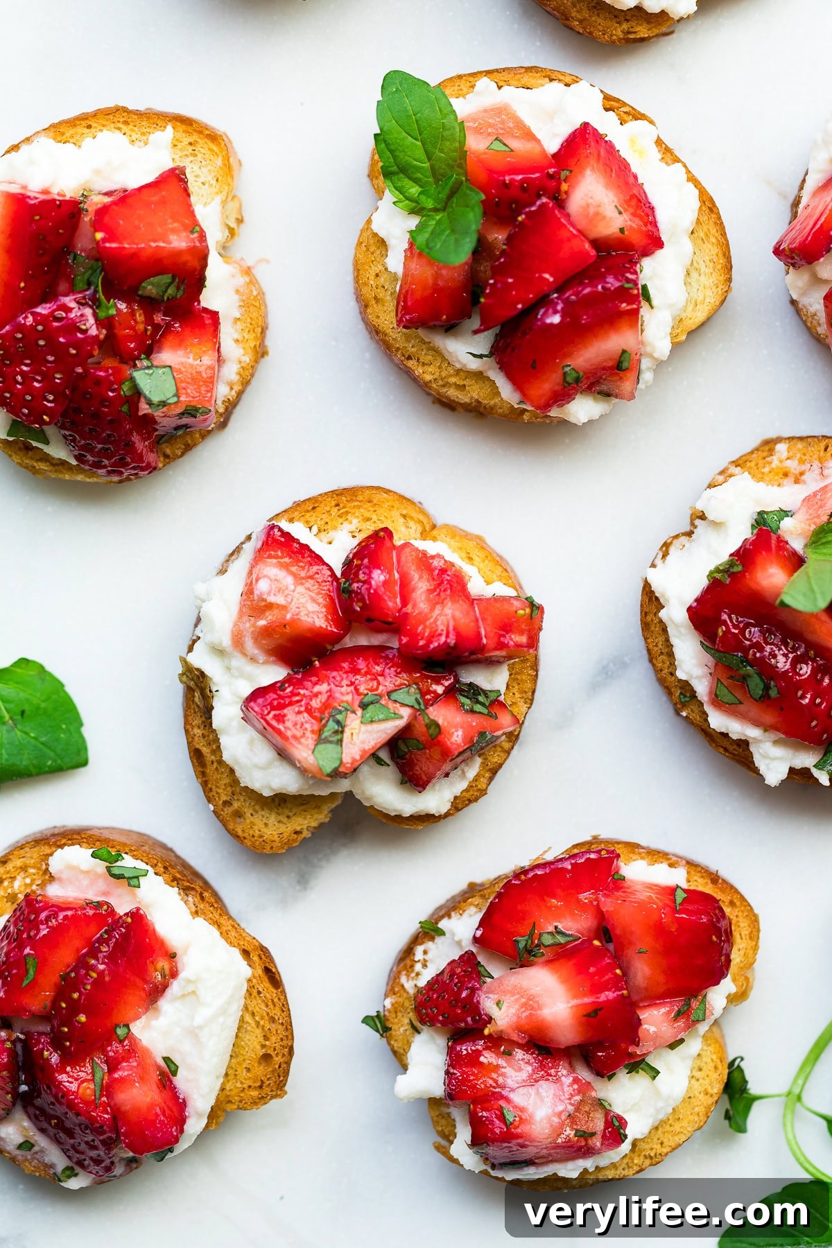 Strawberry Crostini Recipe with Goat Cheese and Balsamic Glaze 9 Strawberry Crostini