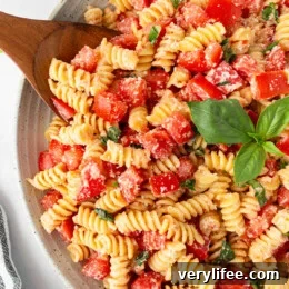 Fresh Tomato Pasta Recipe with Garlic and Basil 14 Fresh Tomato Pasta